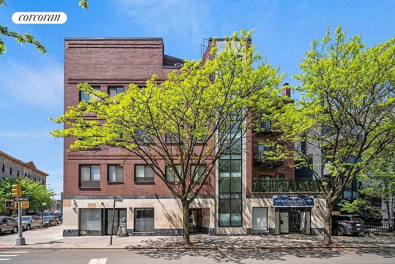 188 Woodpoint Road #3A