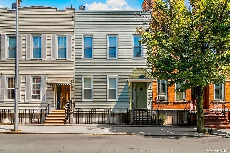 1880 Bleecker Street