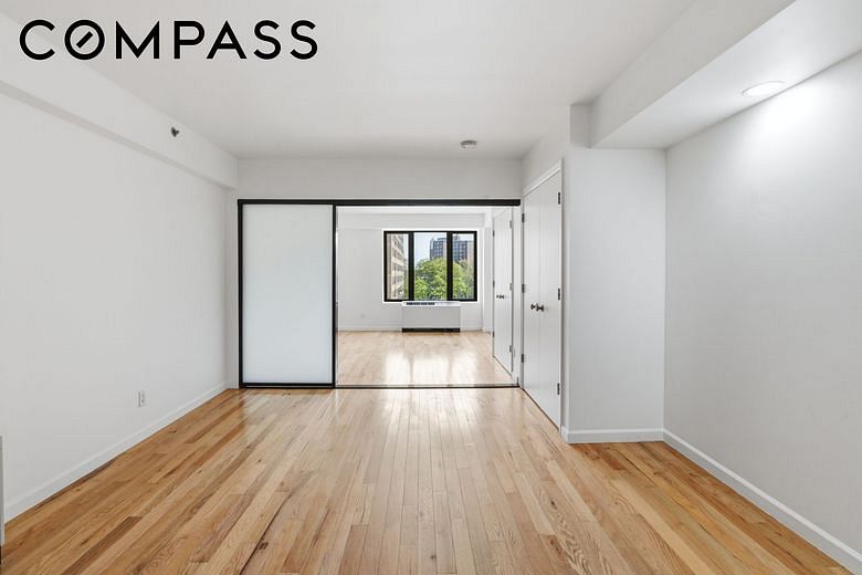 189 Avenue C #6C