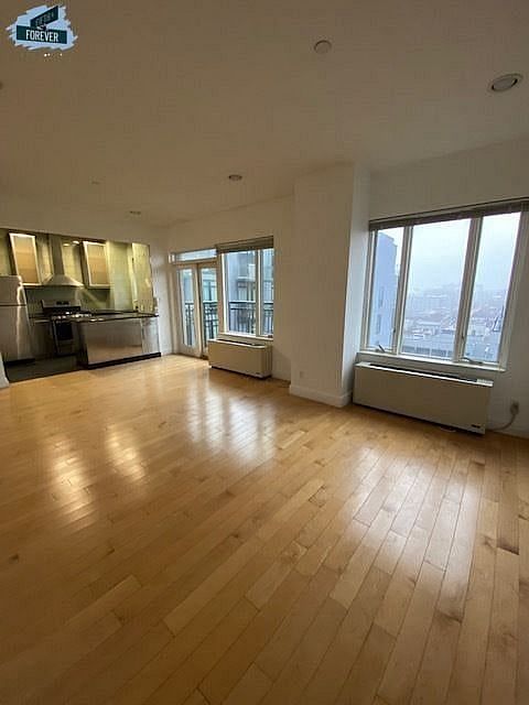 189 Bridge Street #11A