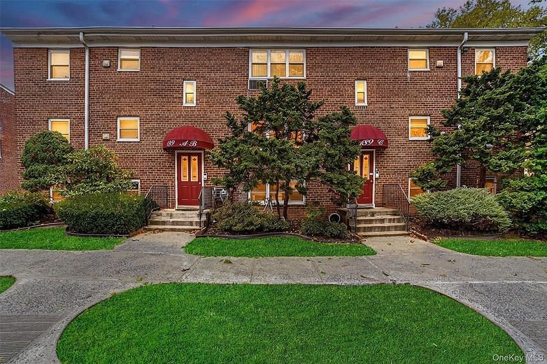 189 Drake Avenue #1B