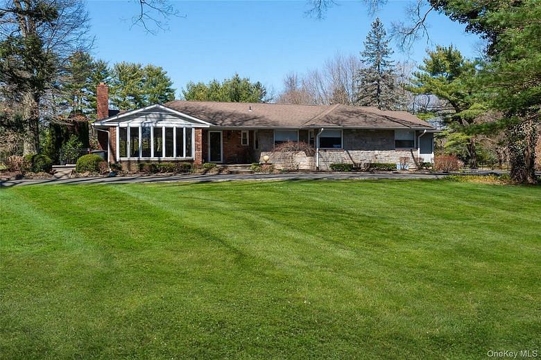 189 Old Westbury Road