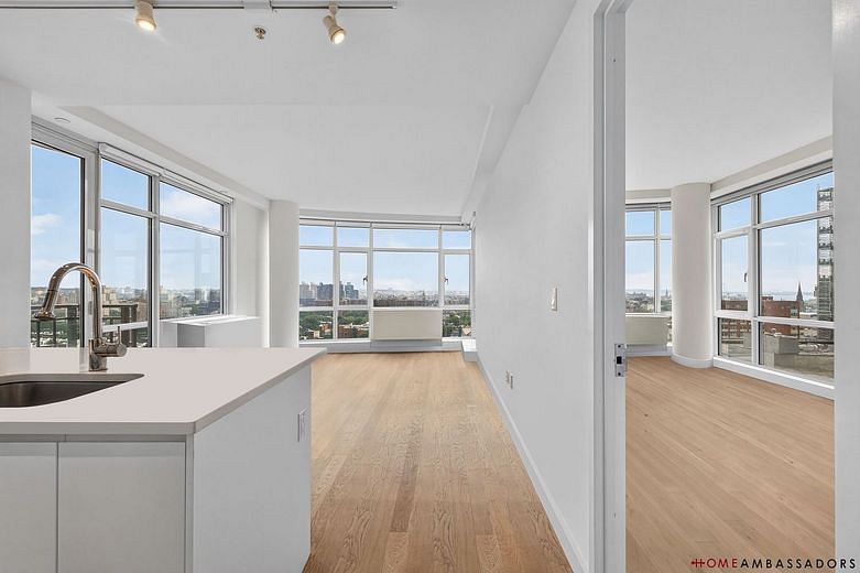 189 Schermerhorn #16A