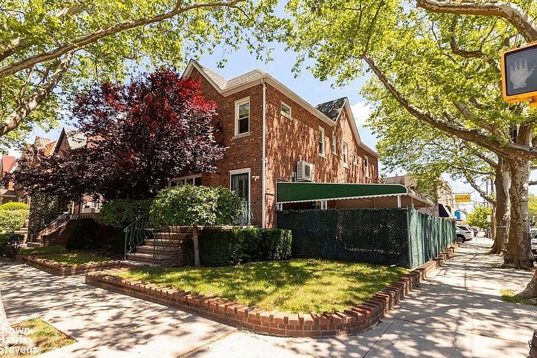 1891 East 29th Street