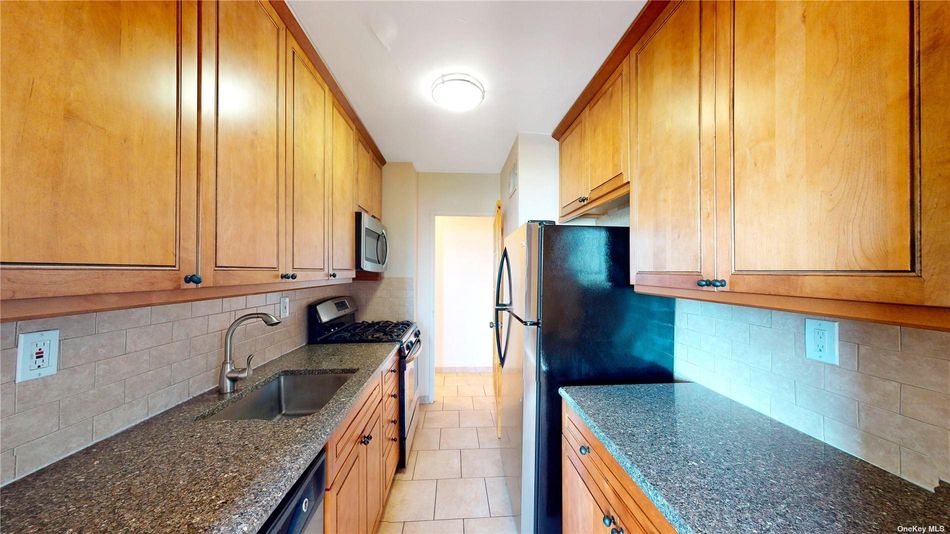 Image 1 of 32 for 39-65 52 Street #7D in Queens, Woodside, NY, 11377