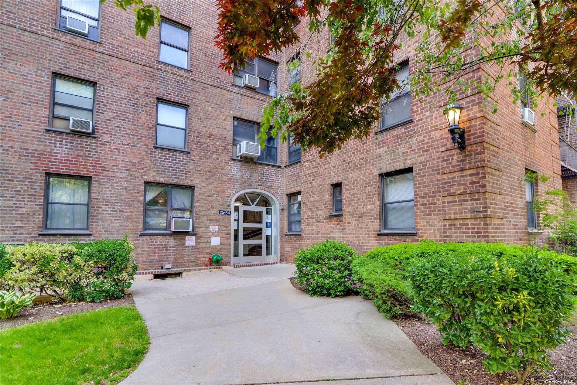26-16 Union Street #4B in Queens, Flushing, NY 11354