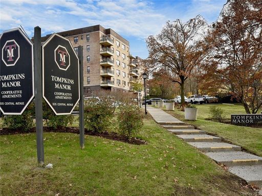 Image 1 of 18 for 505 Central Park Avenue #304 in Westchester, White Plains, NY, 10606