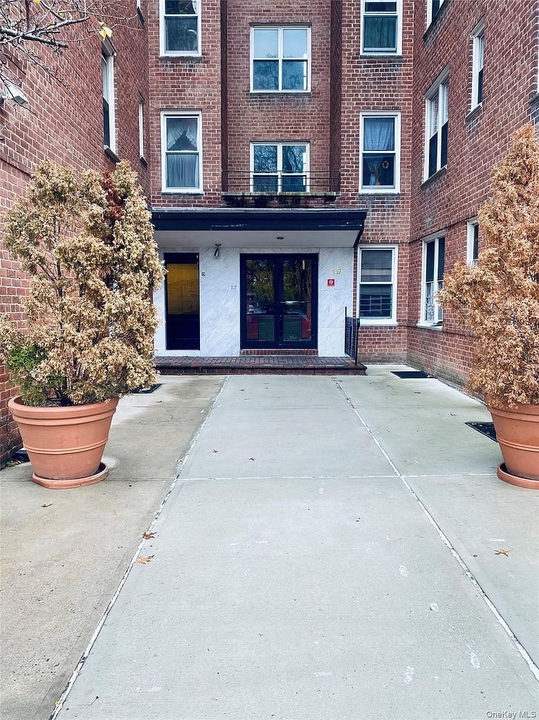 19 Abeel Street #3J