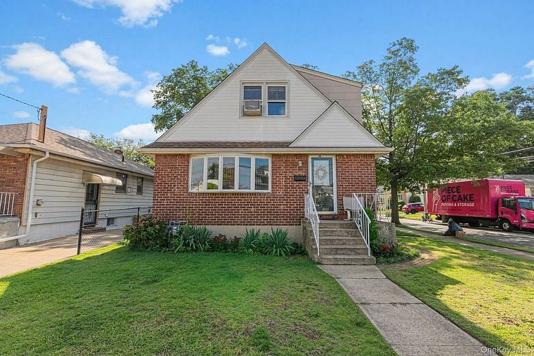 19 Acorn Place
