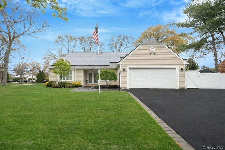 19 Ascot Place