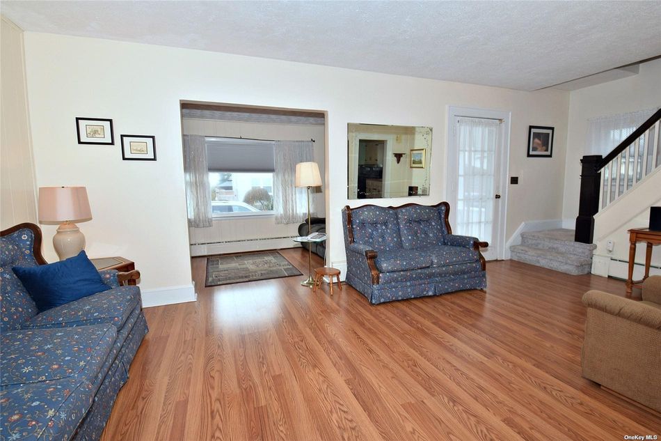 Image 1 of 16 for 19 Mansfield Place in Long Island, Lynbrook, NY, 11563