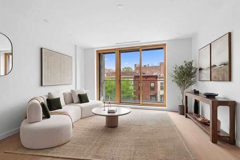 19 North Henry Street #3F