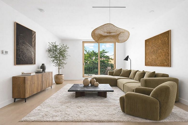 19 North Henry Street #4