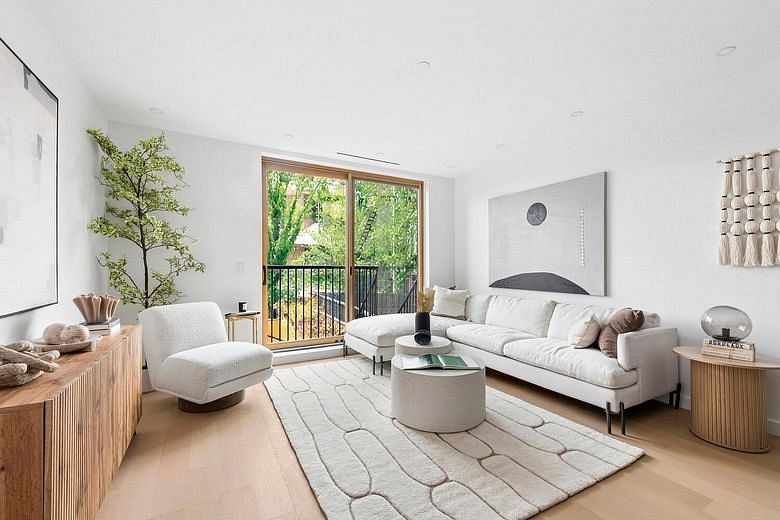 19 North Henry Street #GDN2