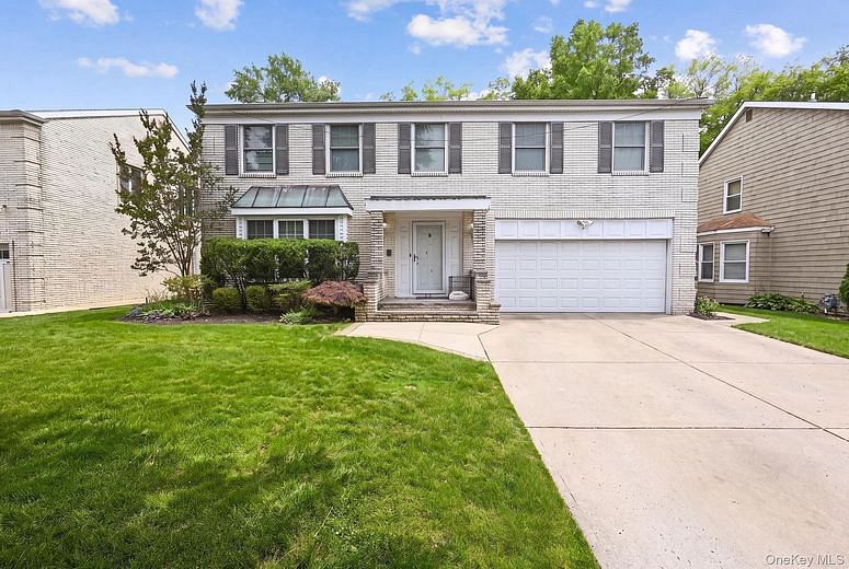 19 Sunset Road West