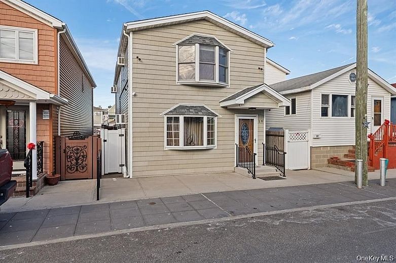 19 W 13th Road