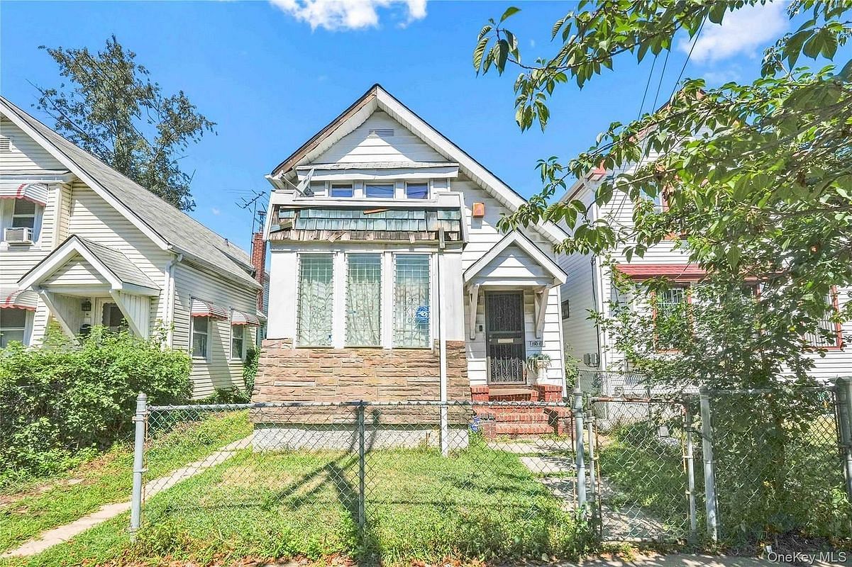 Image 1 of 11 for 190-63 112th Avenue in Queens, New York, NY, 11412