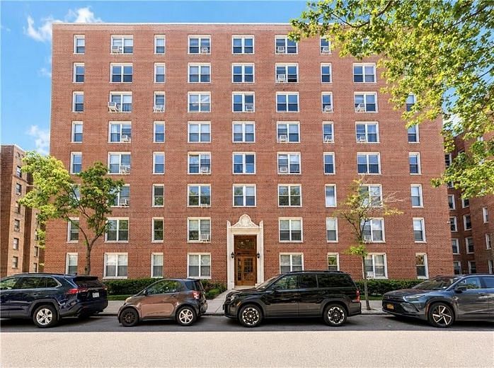 190 72nd Street #122