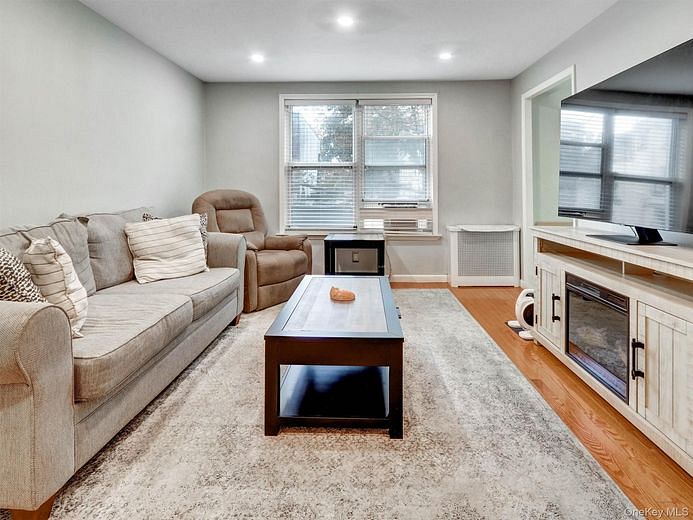 190 72nd Street #128