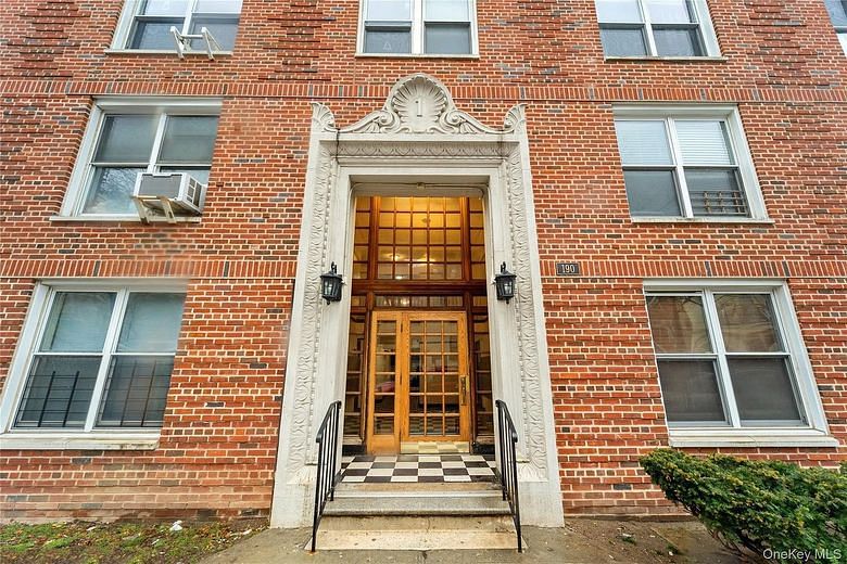 190 72nd Street #136