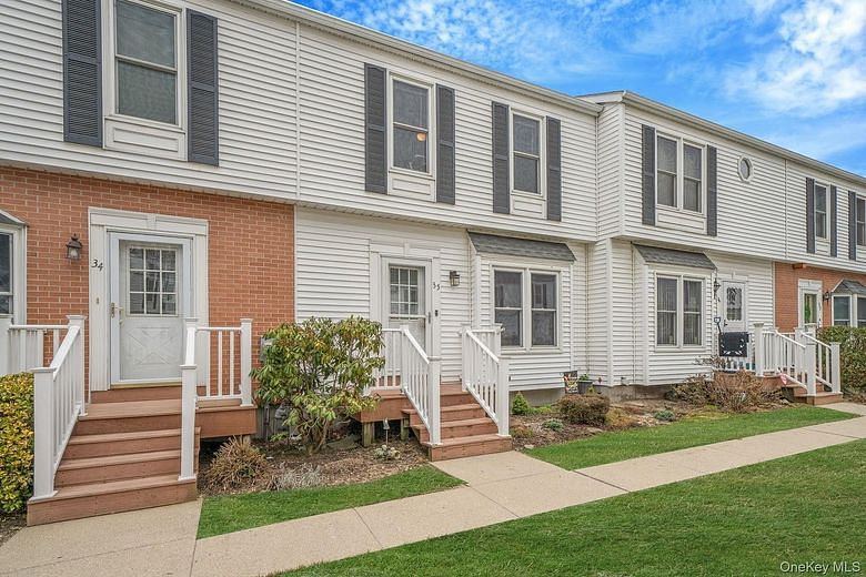 190 Merrick Road #35