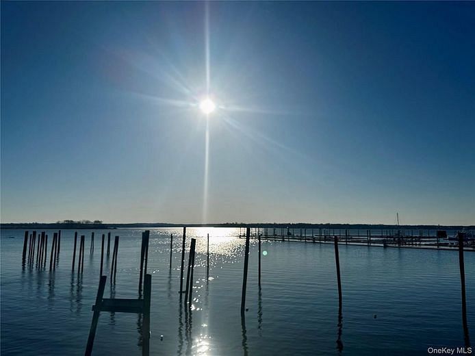 190 Schofield Street #1C