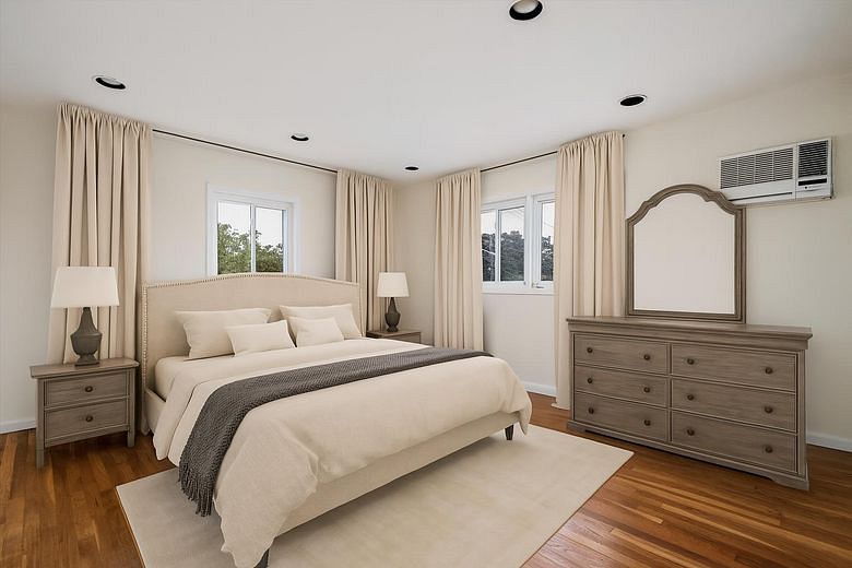 1901 New Hyde Park Road