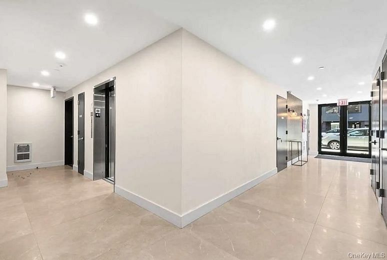 1901 Ocean Avenue #4A
