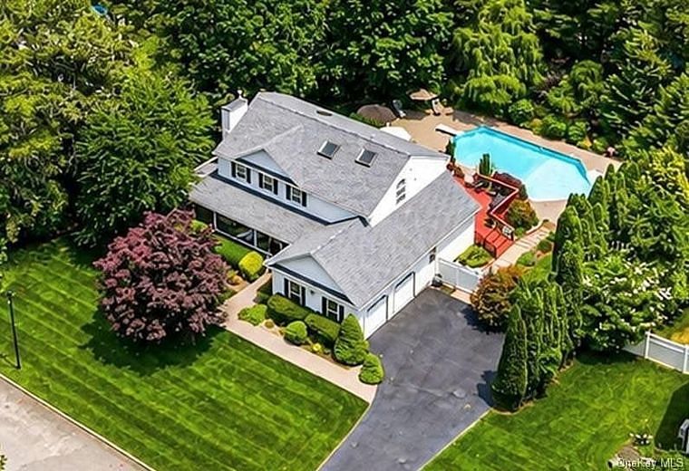 191 Natures Lane