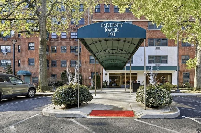 191 Willoughby Street #12K