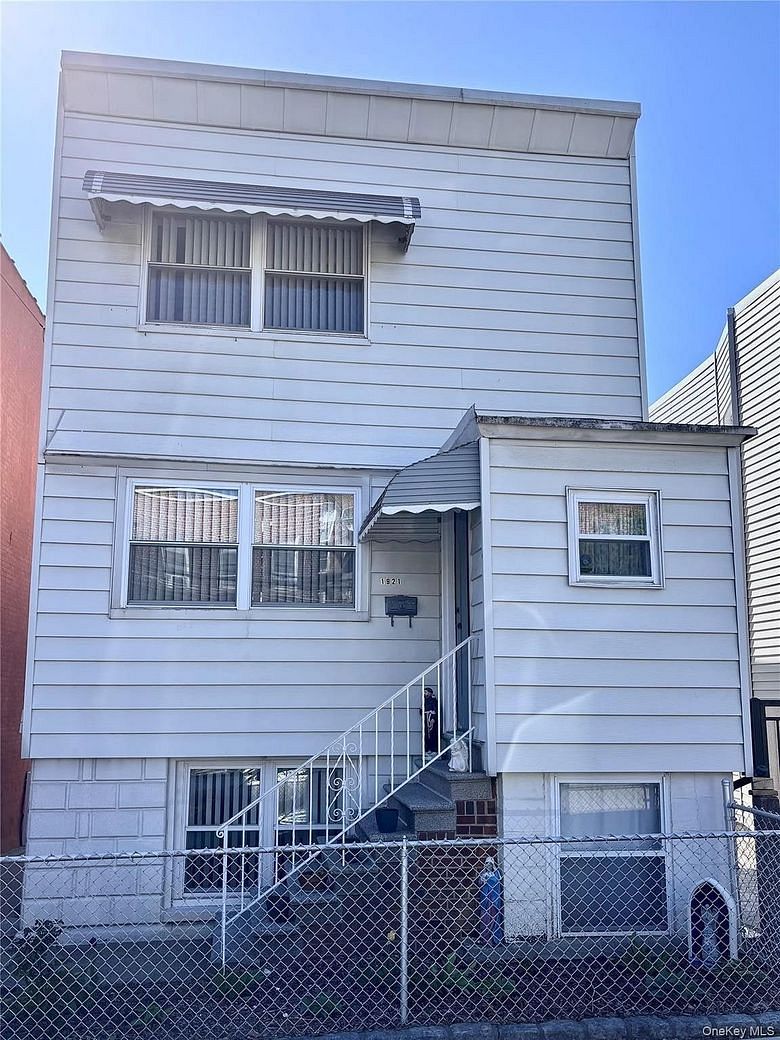 1921 Edison Avenue