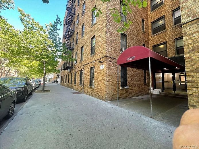 1922 Mcgraw Avenue #1H