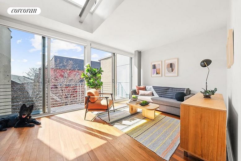 193 Luquer Street #4