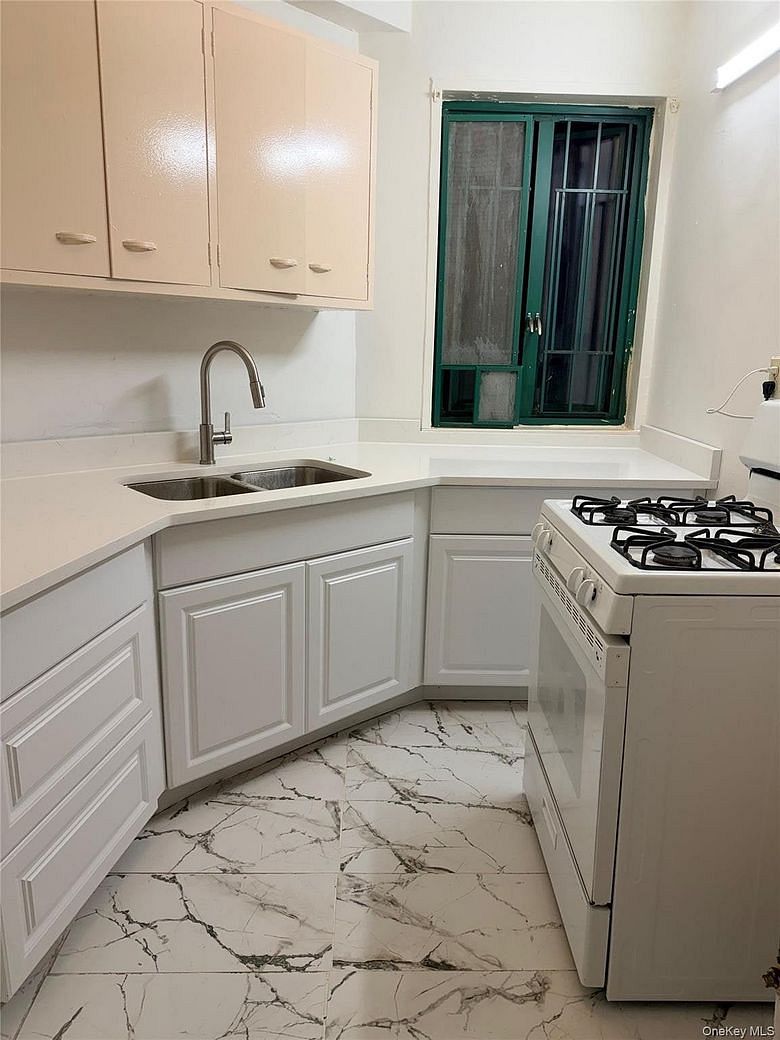 1938 East Tremont Avenue #1G