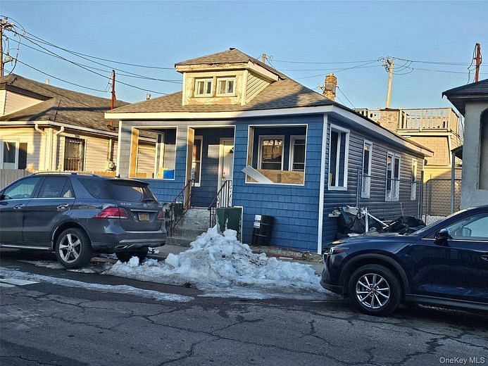 194 Beach 25th Street
