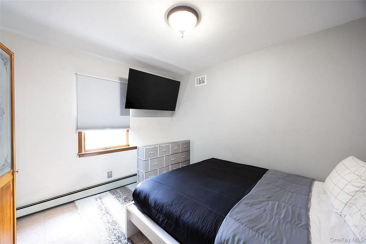 Image 1 of 22 for 194 Cranford Boulevard in Long Island, Mastic, NY, 11950