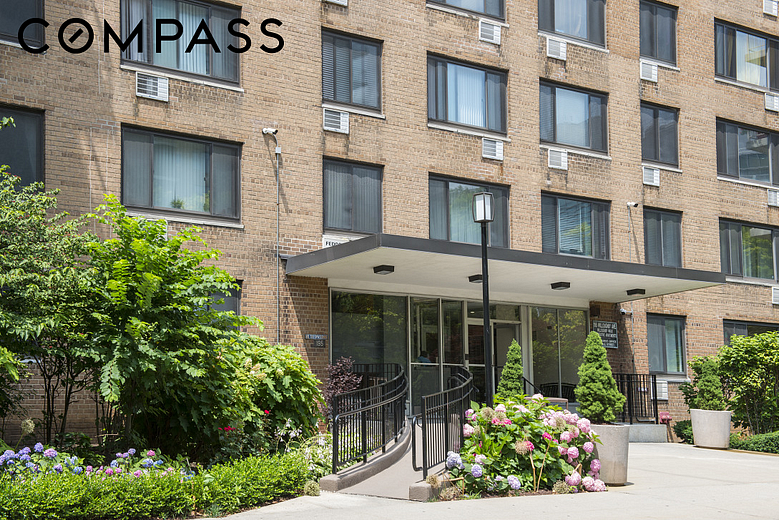 195 Willoughby Avenue #1517