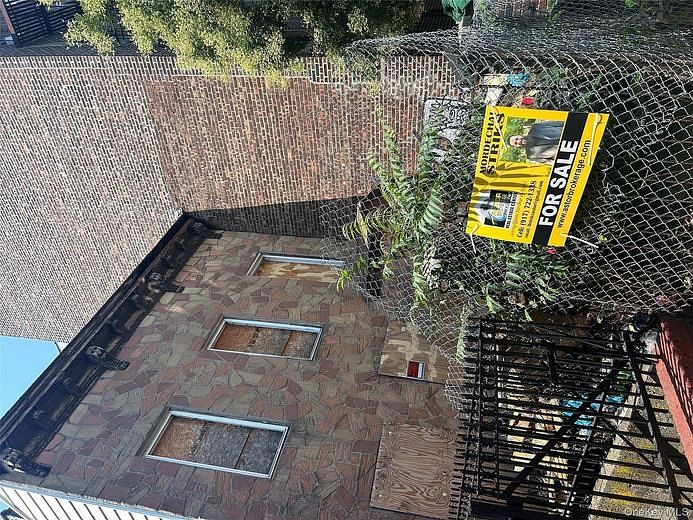 1952 Nostrand Avenue