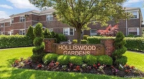196-08 Pompeii Avenue #1B