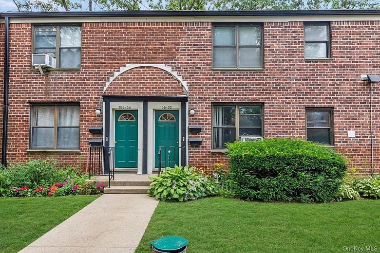 196-32 69th Ave #1st Fl