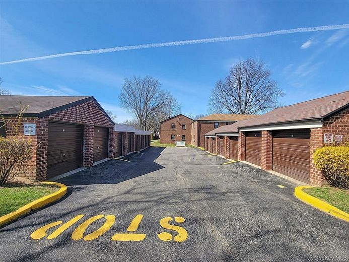 196-32 69th Ave #1st Fl