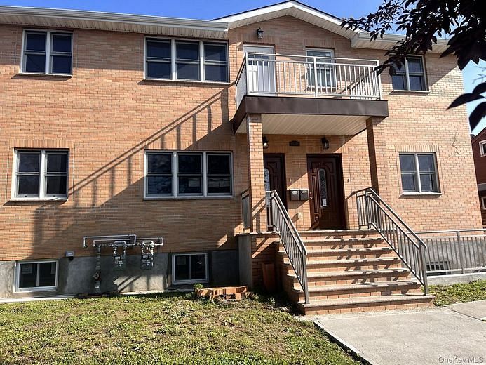 196-43 45th Road