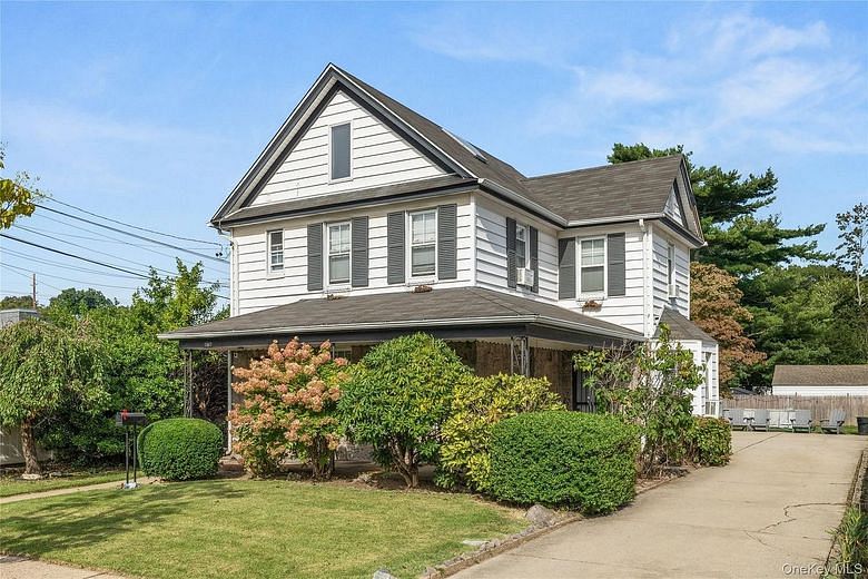 1967 Oakland Avenue