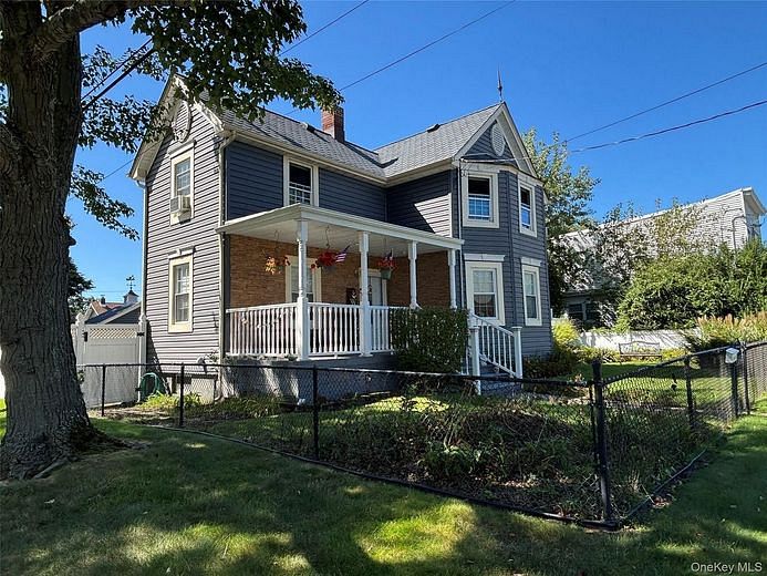 197 S 7th Street