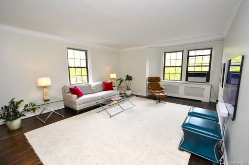 Image 1 of 36 for 198 Garth Road #4A in Westchester, Scarsdale, NY, 10583