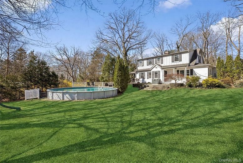 198 Pidgeon Hill Road