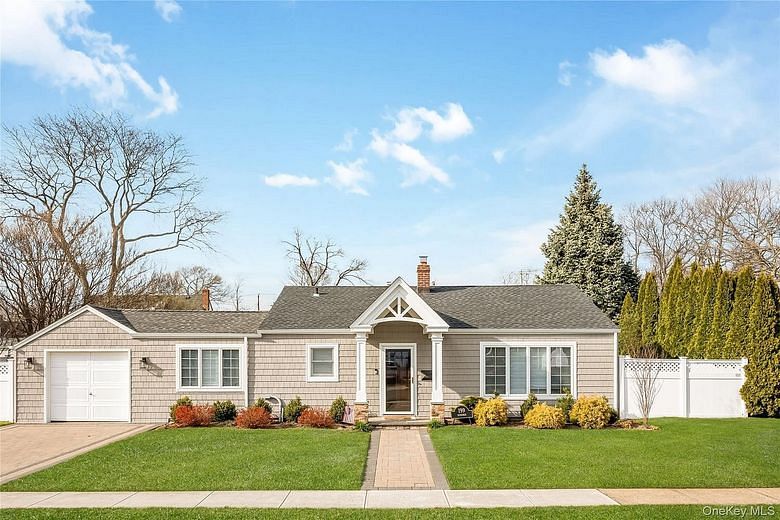 199 Van Buren Street