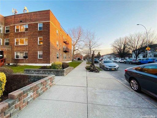 Image 1 of 14 for 68-05 138th St #1c in Queens, Flushing, NY, 11367