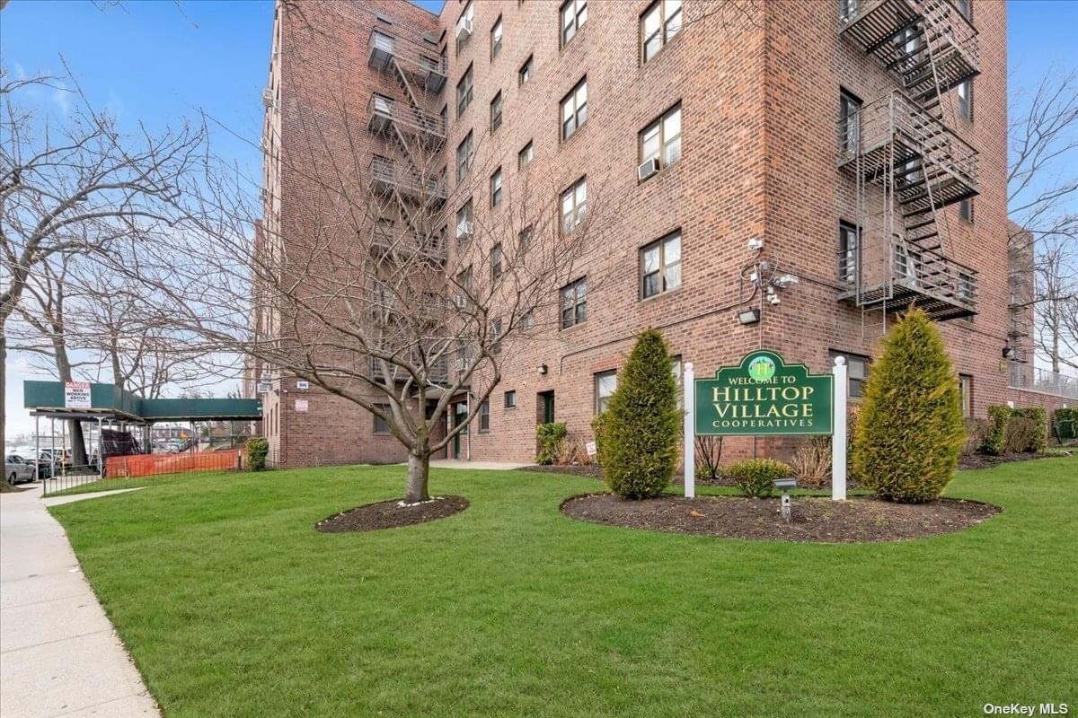204-15 Foothill Avenue #B-76 in Queens, Hollis, NY 11423