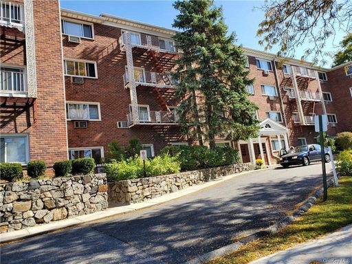 Image 1 of 15 for 828 Pelhamdale Avenue #4F in Westchester, New Rochelle, NY, 10801